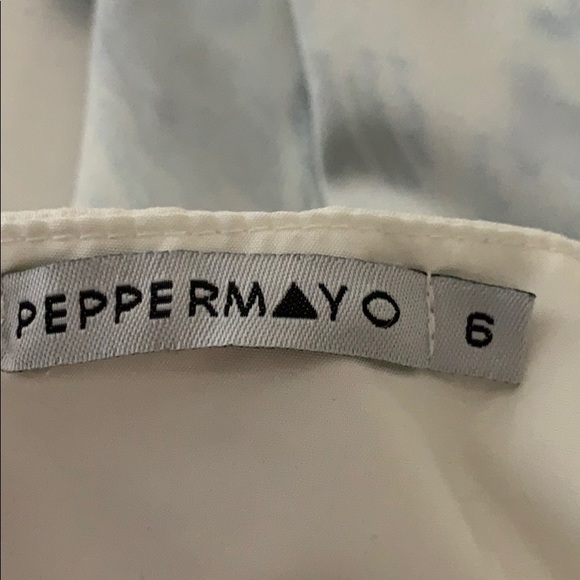 White and blue dress - Picture 5 of 5